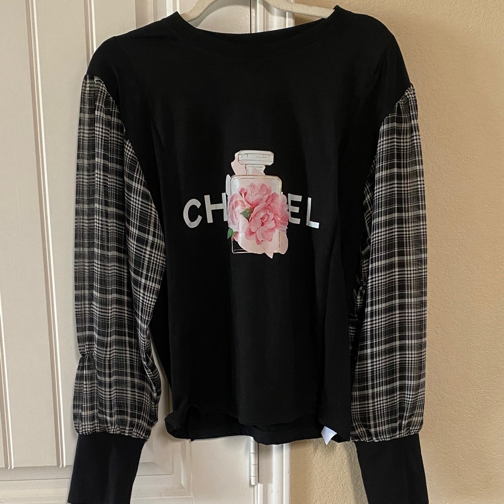 BNWT- Inspired Up-cycled- Black Long Sleeve w/Plaid Bell Sleeves- Sz S - Picture 7 of 8